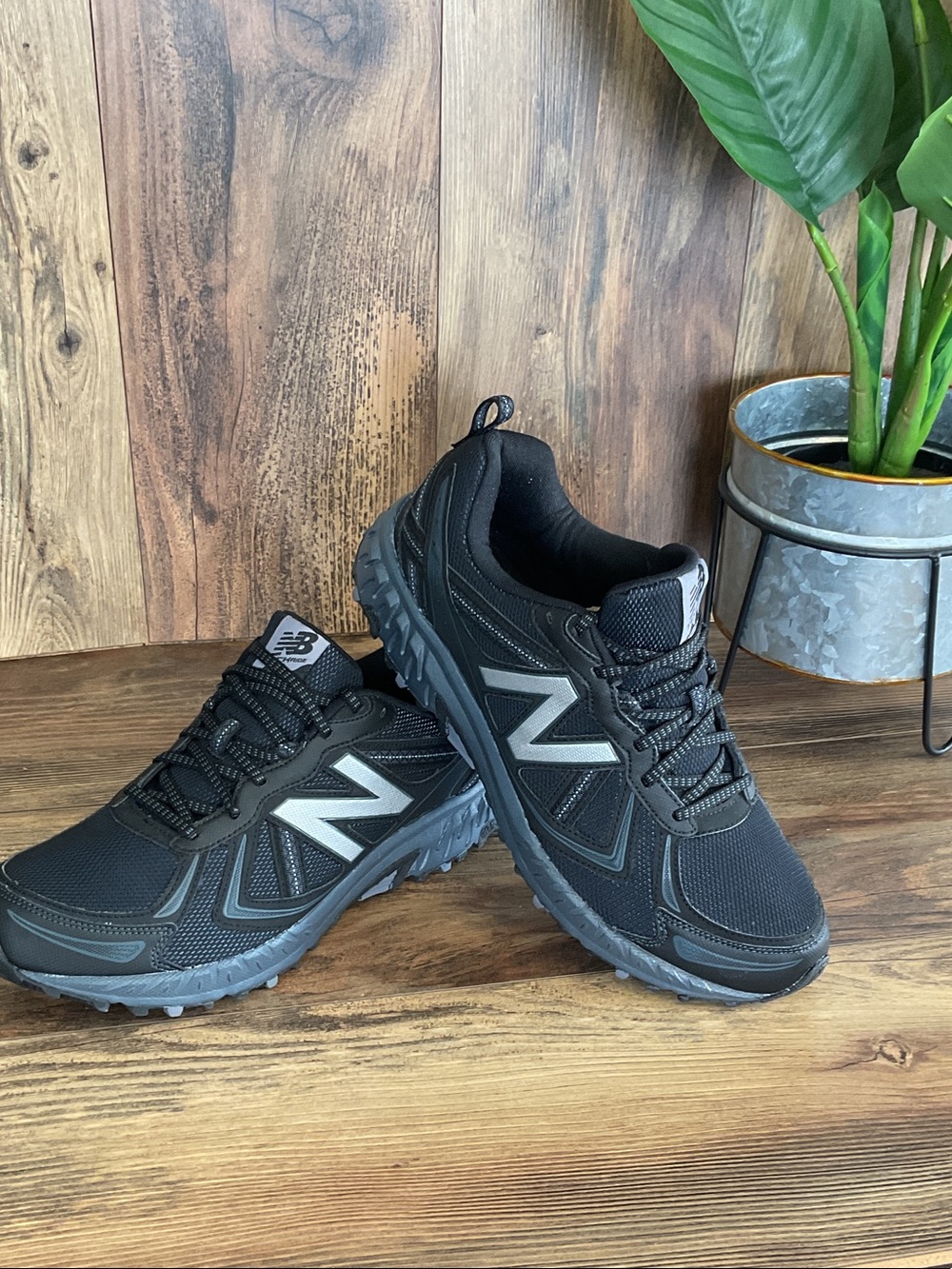 New Balance 410v5 Athletic Trail All Terrain Sneakers Athletic Shoes 12 926C